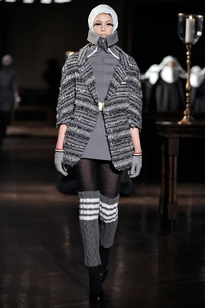 Look 7